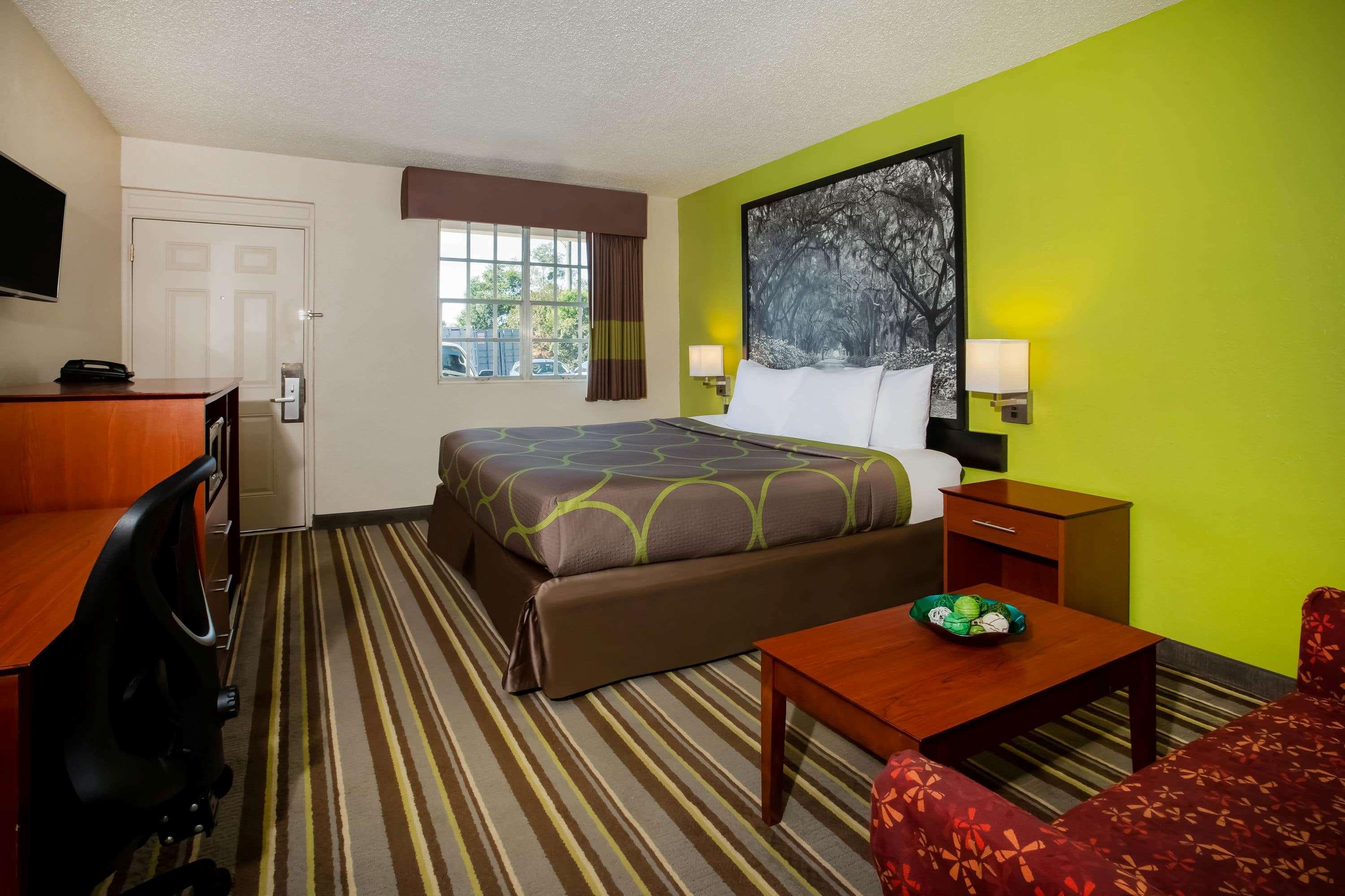 Super 8 By Wyndham Lake City Exteriér fotografie